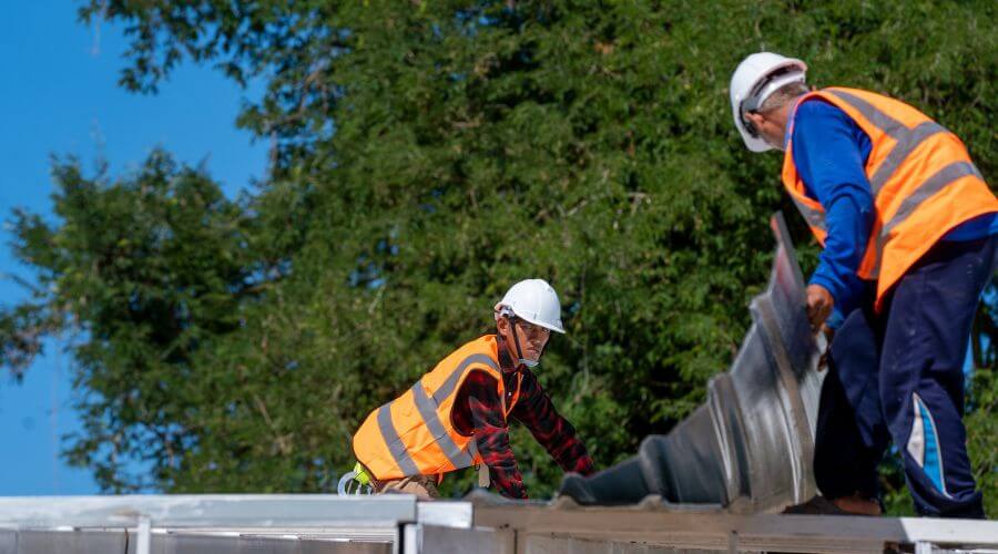 Professional new roof installation services in Howey In The Hills, FL